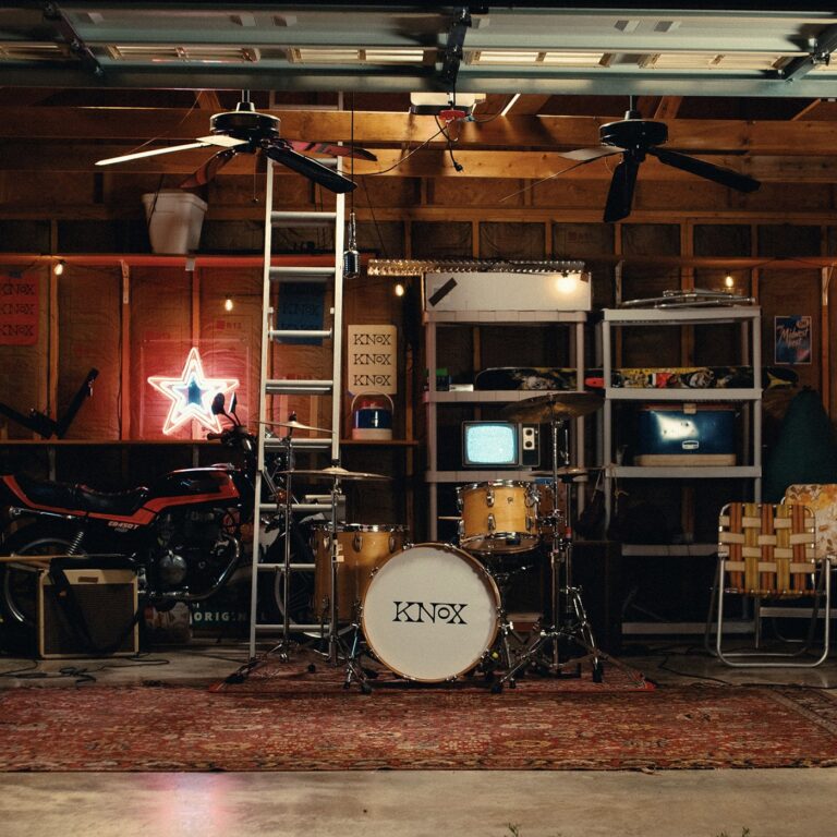 Knox – Long Story Short on Atlantic Records